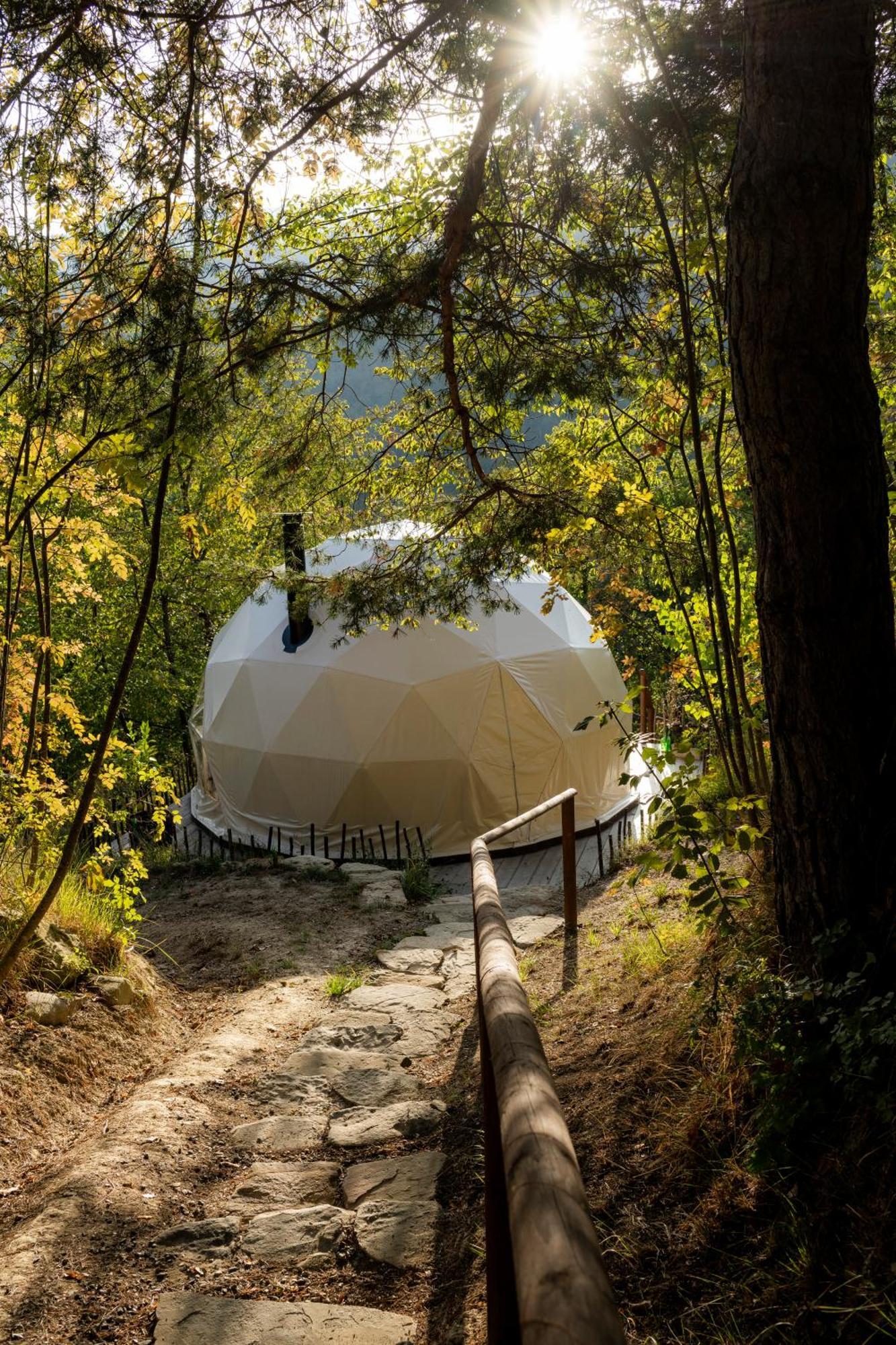 Gaia'S Spheres Gorzegno Exteriör bild